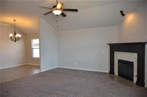 11112 NW 97th St, Yukon, OK 73099 photo 5