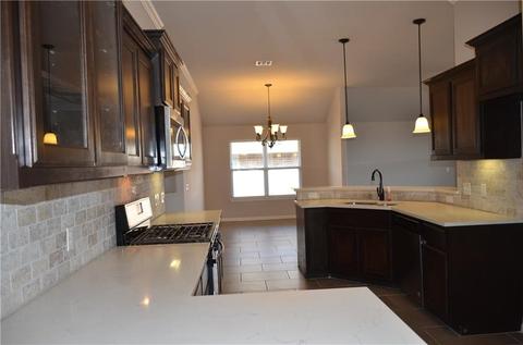 11112 NW 97th St, Yukon, OK 73099 photo 9