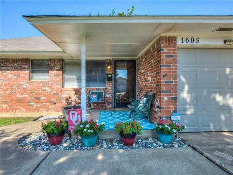 1605 N Gale Ave, Moore, OK 73160 photo 2
