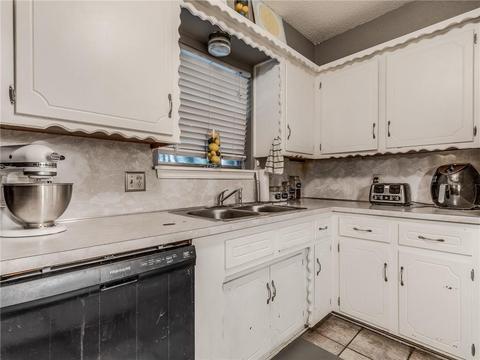 1605 N Gale Ave, Moore, OK 73160 photo 17