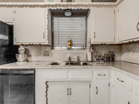 1605 N Gale Ave, Moore, OK 73160 photo 15