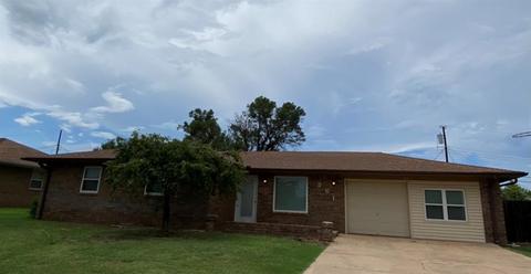 18 Watonga Homes For Sale Watonga Ok Real Estate Movoto 18 Watonga Homes For Sale Watonga Ok Real Estate Movoto