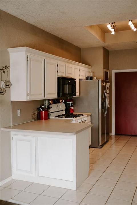 3721 Harmony Dr, Moore, OK 73160 photo 6