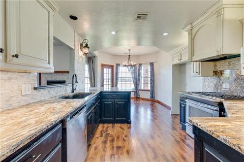 2306 Walnut Dr, Tuttle, OK 73089 photo 14