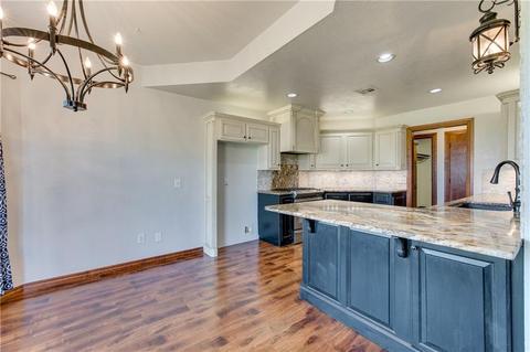 2306 Walnut Dr, Tuttle, OK 73089 photo 11