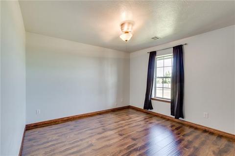 2306 Walnut Dr, Tuttle, OK 73089 photo 26