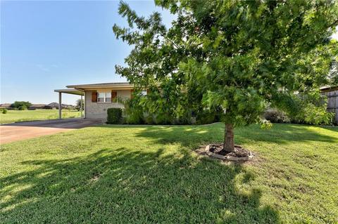 1216 Janeway Ave, Moore, OK 73160 photo 3