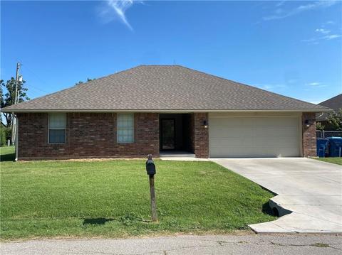 209 Williams St, Tuttle, OK 73092 photo 1