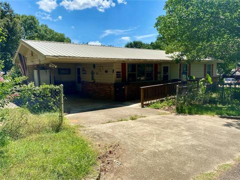 502 E 10th St, Broken Bow, OK 74728 photo 1