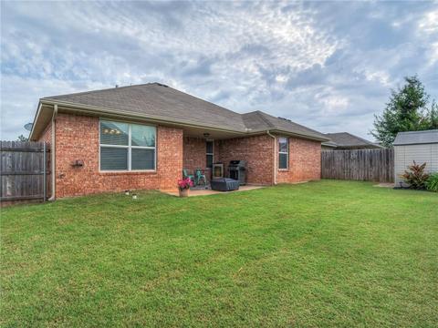 528 E Juniper Ln, Mustang, OK 73064 photo 31