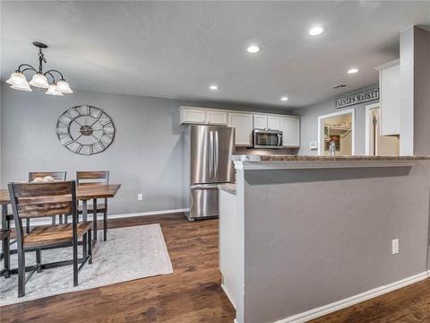 528 E Juniper Ln, Mustang, OK 73064 photo 9