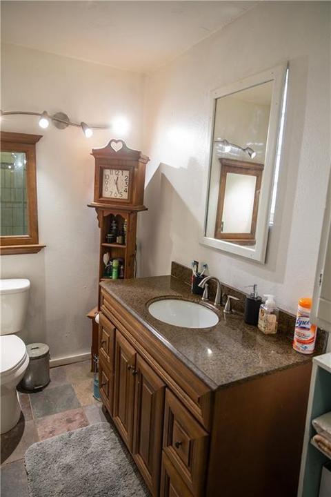 21101 E Second St, Hinton, OK 73047 photo 15