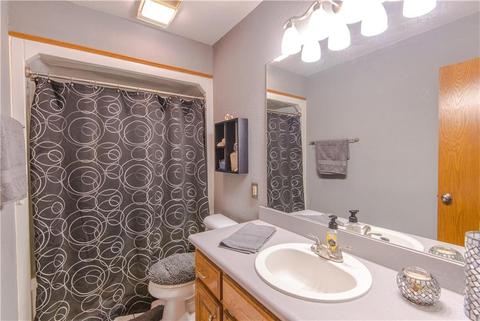 778 E Harrison St, Harrah, OK 73045 photo 20