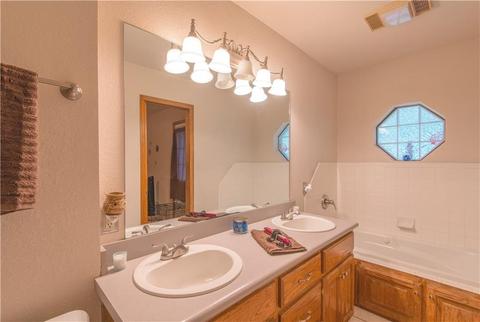 778 E Harrison St, Harrah, OK 73045 photo 16