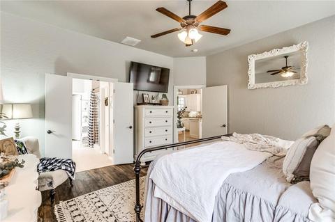 2367 E Rock Creek Rd, Tuttle, OK 73089 photo 19