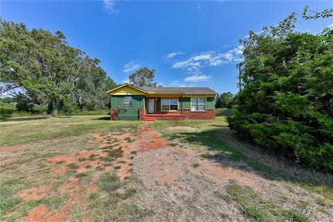 1929 E Seward Rd, Guthrie, OK 73044 photo 2