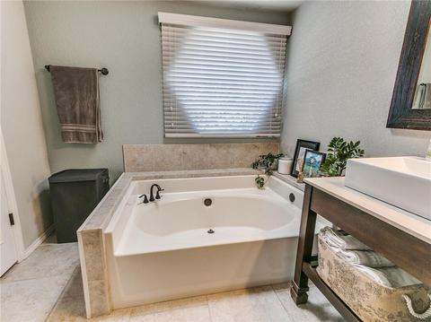 2129 Briarcliff Dr, Moore, OK 73170 photo 17