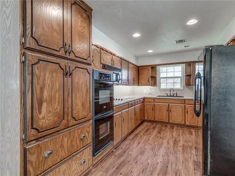 219 N 9th St, Mcloud, OK 74851 photo 20