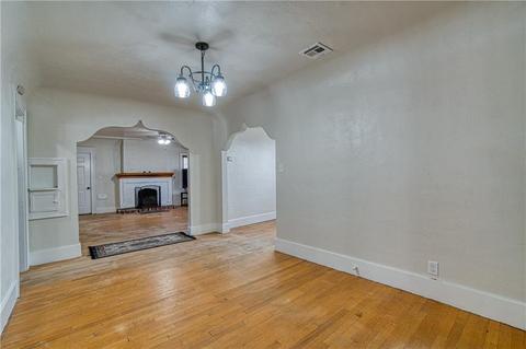 805 E Cypress St, Altus, OK 73521 photo 5