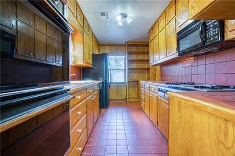 805 E Cypress St, Altus, OK 73521 photo 8