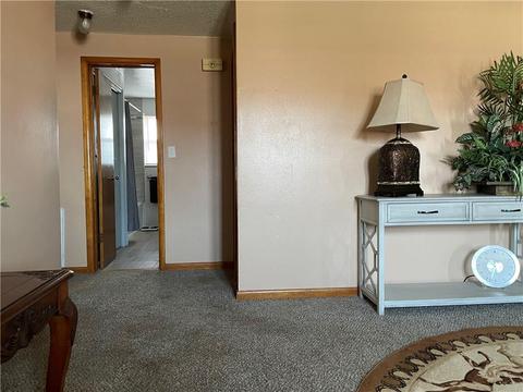 1704 Custer Ave, Clinton, OK 73601 photo 8