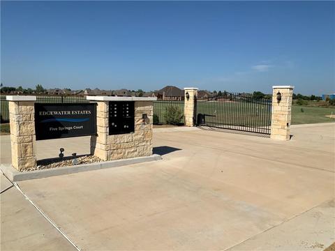 1903 Five Springs Ct, Kingfisher, OK 73750