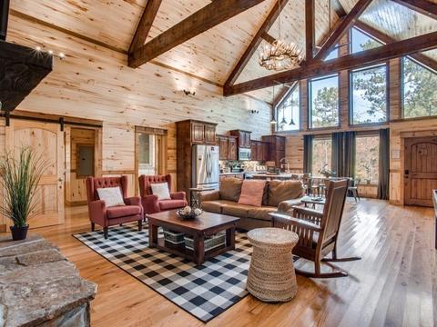 387 Long Pine Trl, Broken Bow, OK 74728 photo 4