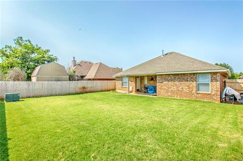 544 Elder Ln, Mustang, OK 73064 photo 25