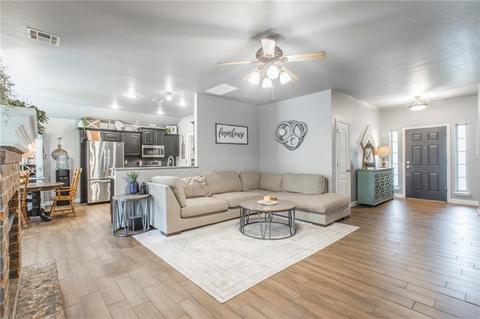544 Elder Ln, Mustang, OK 73064 photo 6
