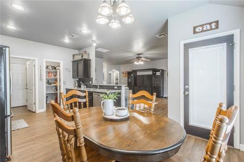 544 Elder Ln, Mustang, OK 73064 photo 14