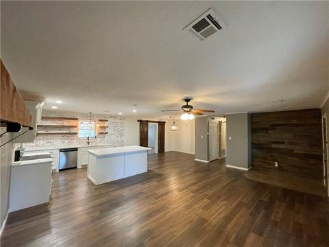 286113 E 1790th Rd St, Comanche, OK 73529 photo 4