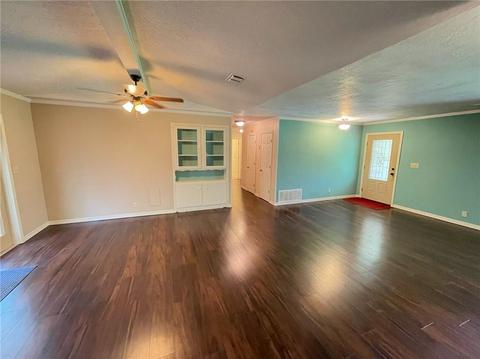 205 Pine St, Broken Bow, OK 74728 photo 5