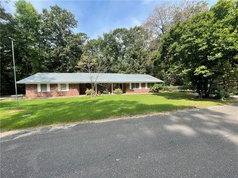 205 Pine St, Broken Bow, OK 74728 photo 1