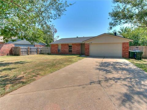 2108 Memphis Dr, Norman, OK 73071 photo 2