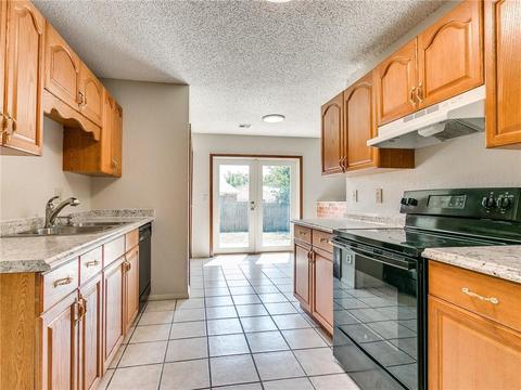 2108 Memphis Dr, Norman, OK 73071 photo 8