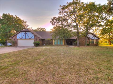 1006 S Rosebud, Cushing, OK 74023 photo 2