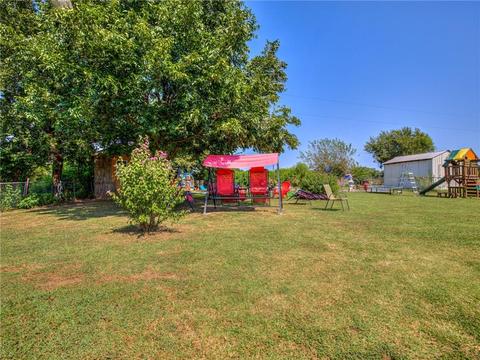 415 W Henderson St, Wayne, OK 73095 photo 3