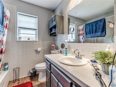 415 W Henderson St, Wayne, OK 73095 photo 13