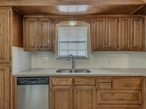1108 David Rd, Moore, OK 73160 photo 14