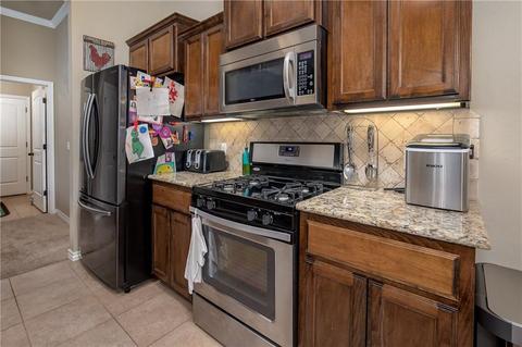704 Manhattan Dr, Moore, OK 73160 photo 6
