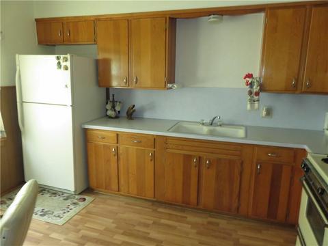 1402 Belle St, Altus, OK 73521 photo 3