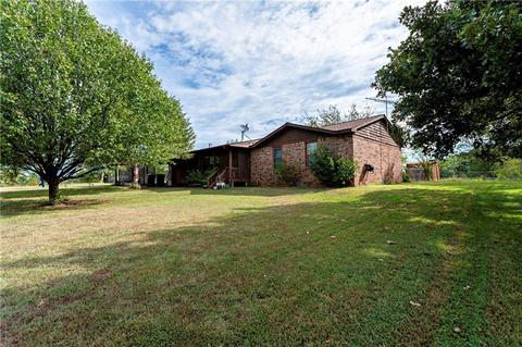 11601 N Kickapoo Ave, Shawnee, OK 74804 photo 2