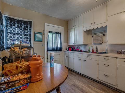 203 E Dale St, Norman, OK 73069 photo 10