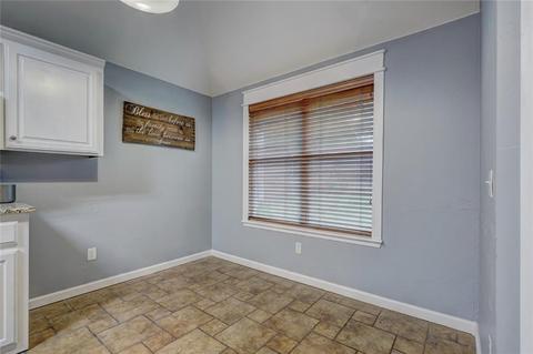 609 Nathan Ln, Moore, OK 73160 photo 7
