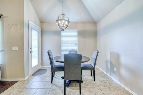 4509 Boardwalk Ave, Moore, OK 73160 photo 21
