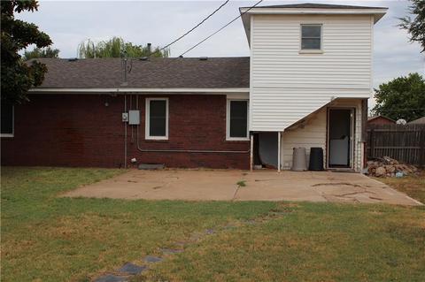 1140 Hickory St, Altus, OK 73521 photo 12