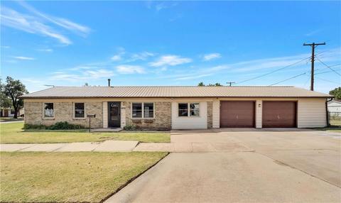 1605 Jupiter St, Altus, OK 73521 photo 1