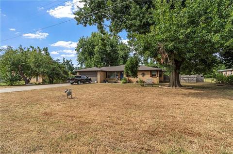 8101 NW 33rd St, Bethany, OK 73008 photo 3