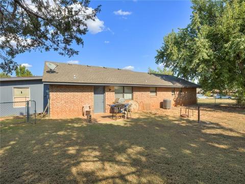 321 E Orbit Dr, Guthrie, OK 73044 photo 22
