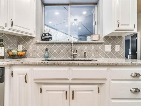 1110 N Cedar Dr, Stroud, OK 74079 photo 16